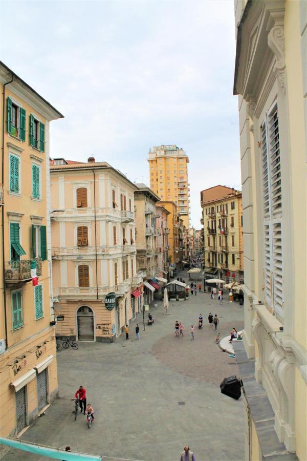 You Stay "Main Street & Station" La Spezia Exterior foto